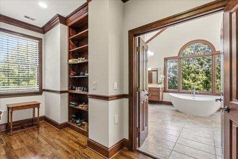 551 N Crest Court Chattanooga TN 37404