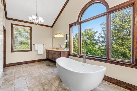 551 N Crest Court Chattanooga TN 37404