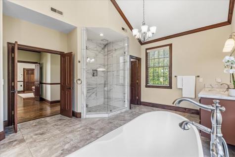 551 N Crest Court Chattanooga TN 37404