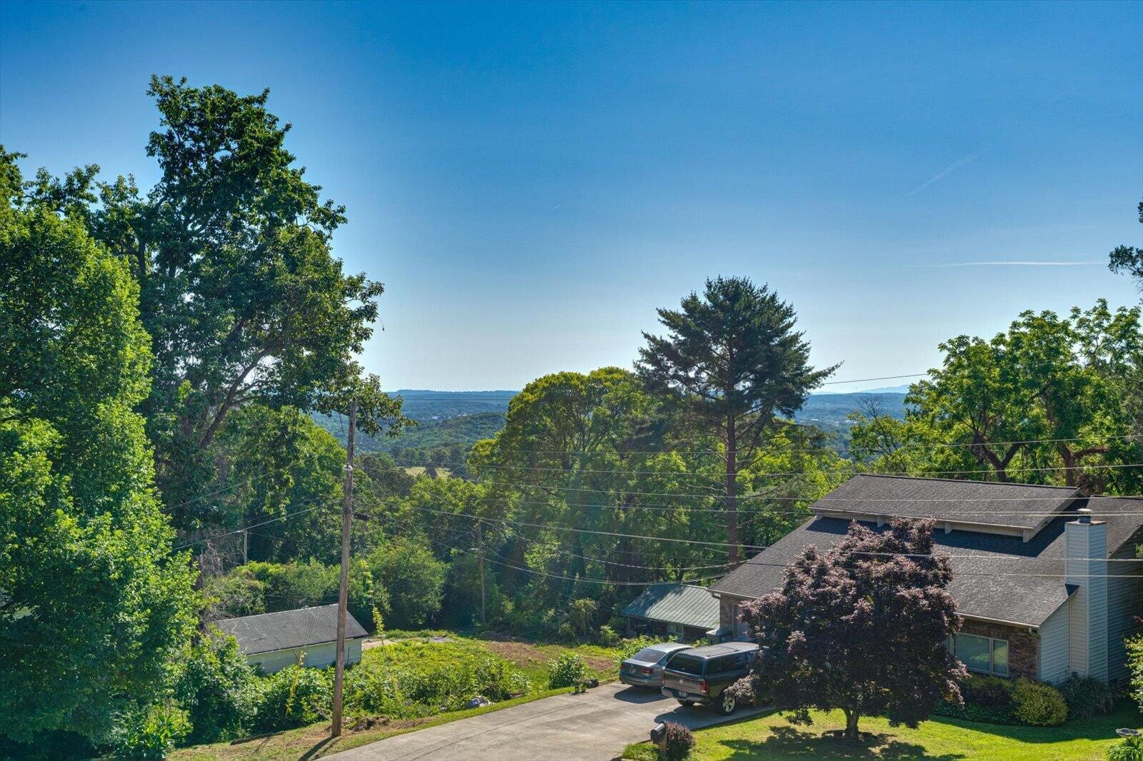 551 N Crest Court Chattanooga TN 37404