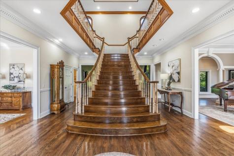 551 N Crest Court Chattanooga TN 37404