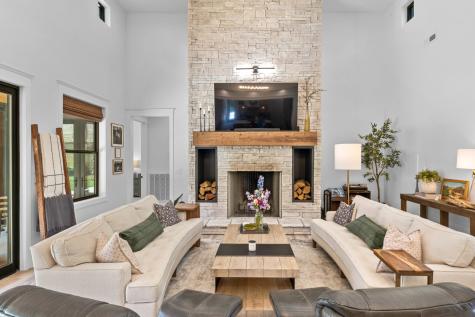 2195 Carpenter Bridge Road Columbia TN 38401
