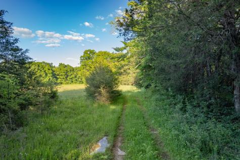 2195 Carpenter Bridge Road Columbia TN 38401