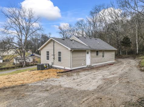 8850 Old King Hollow Road Mount Pleasant TN 38474
