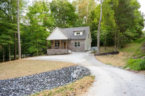 2 Hickory Hill Drive Dickson TN 37055