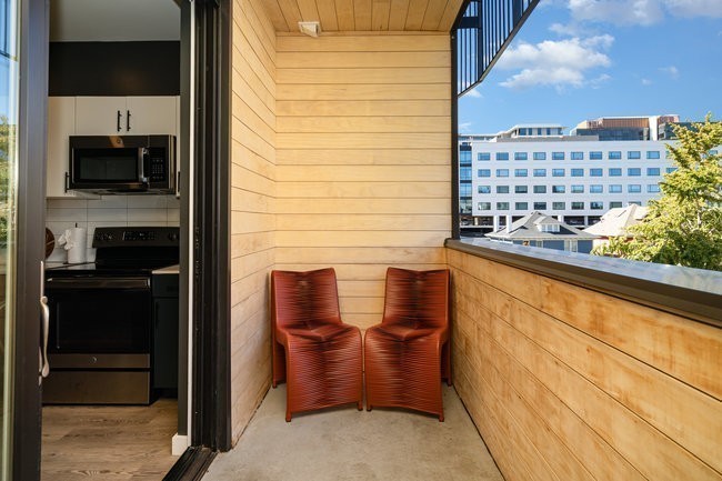 50 Music Sq, W Nashville TN 37203