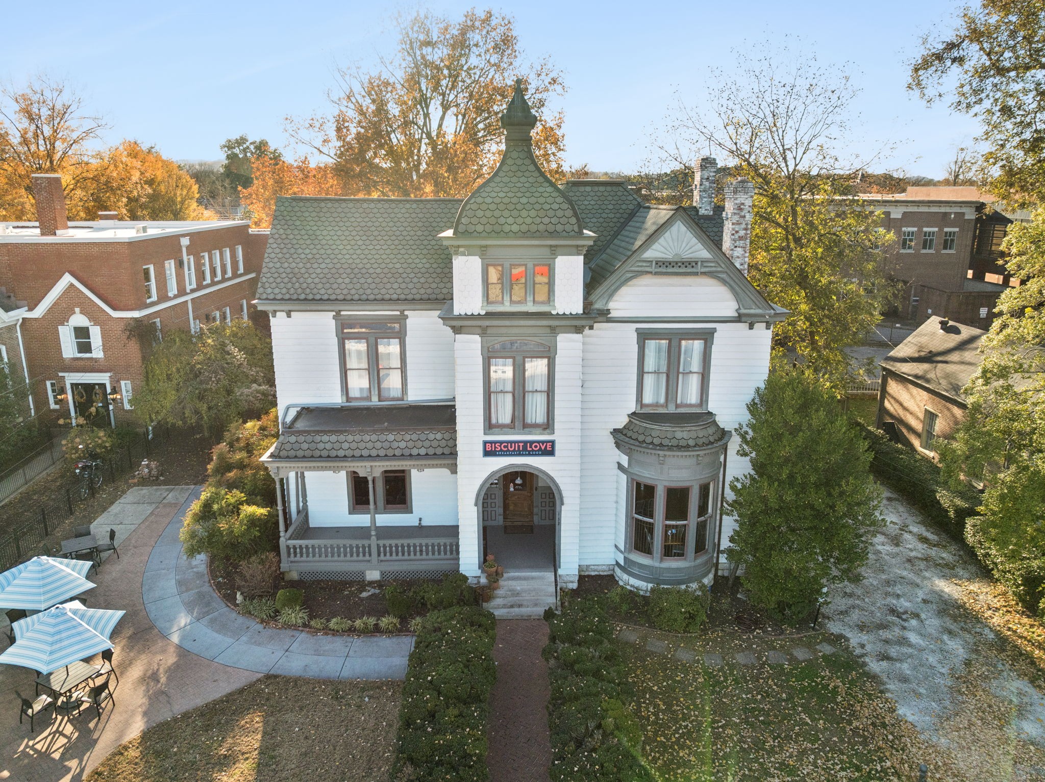 132 3rd Ave, S Franklin TN 37064