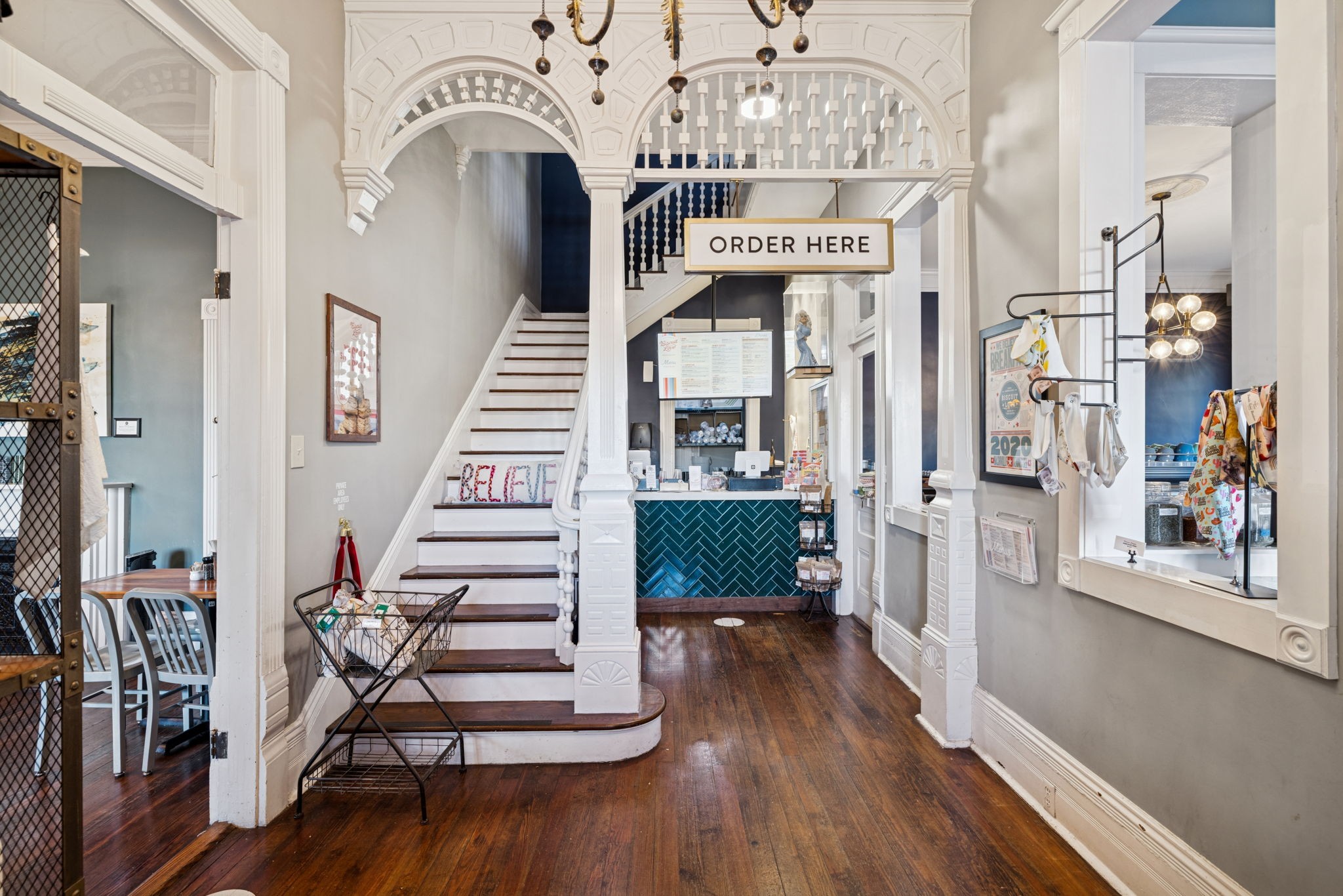132 3rd Ave, S Franklin TN 37064