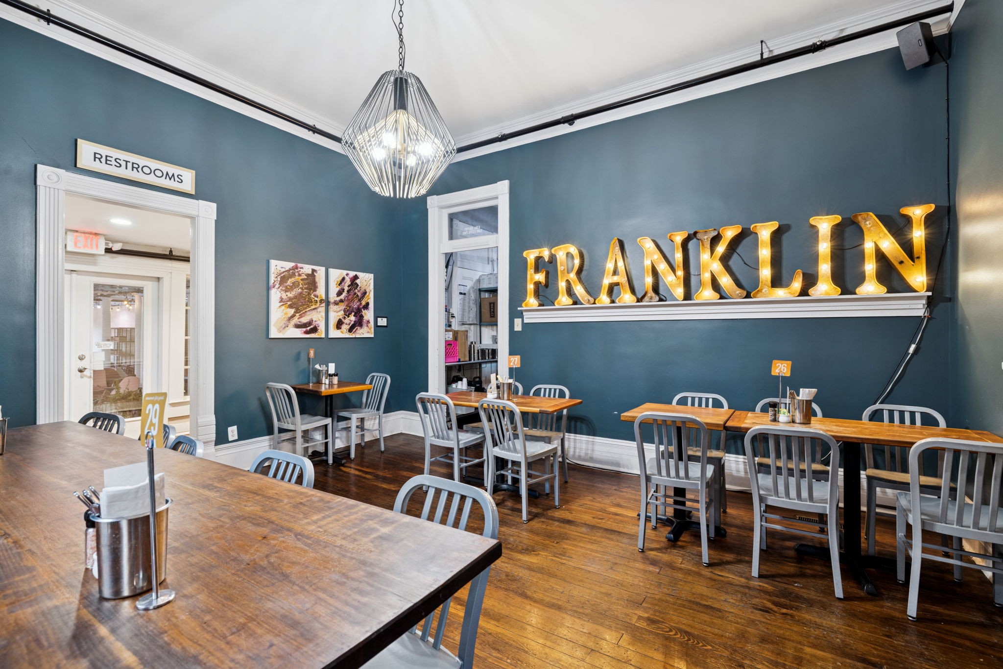 132 3rd Ave, S Franklin TN 37064