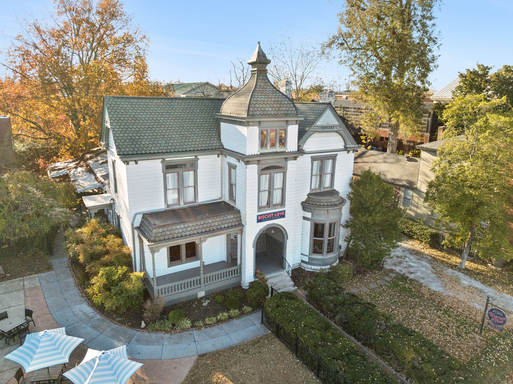 132 3rd Ave, S Franklin TN 37064
