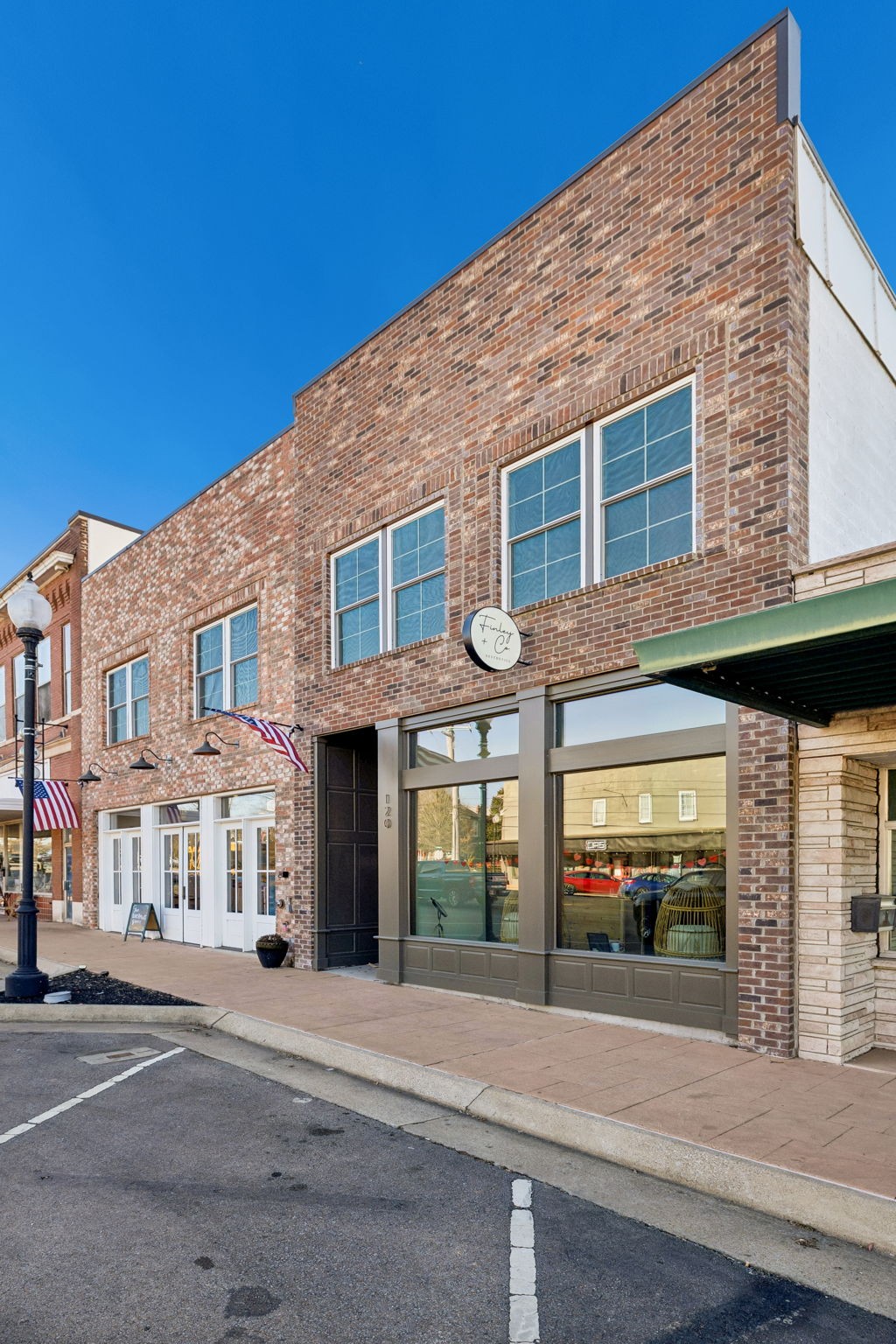 118 N Main Street Ashland City TN 37015
