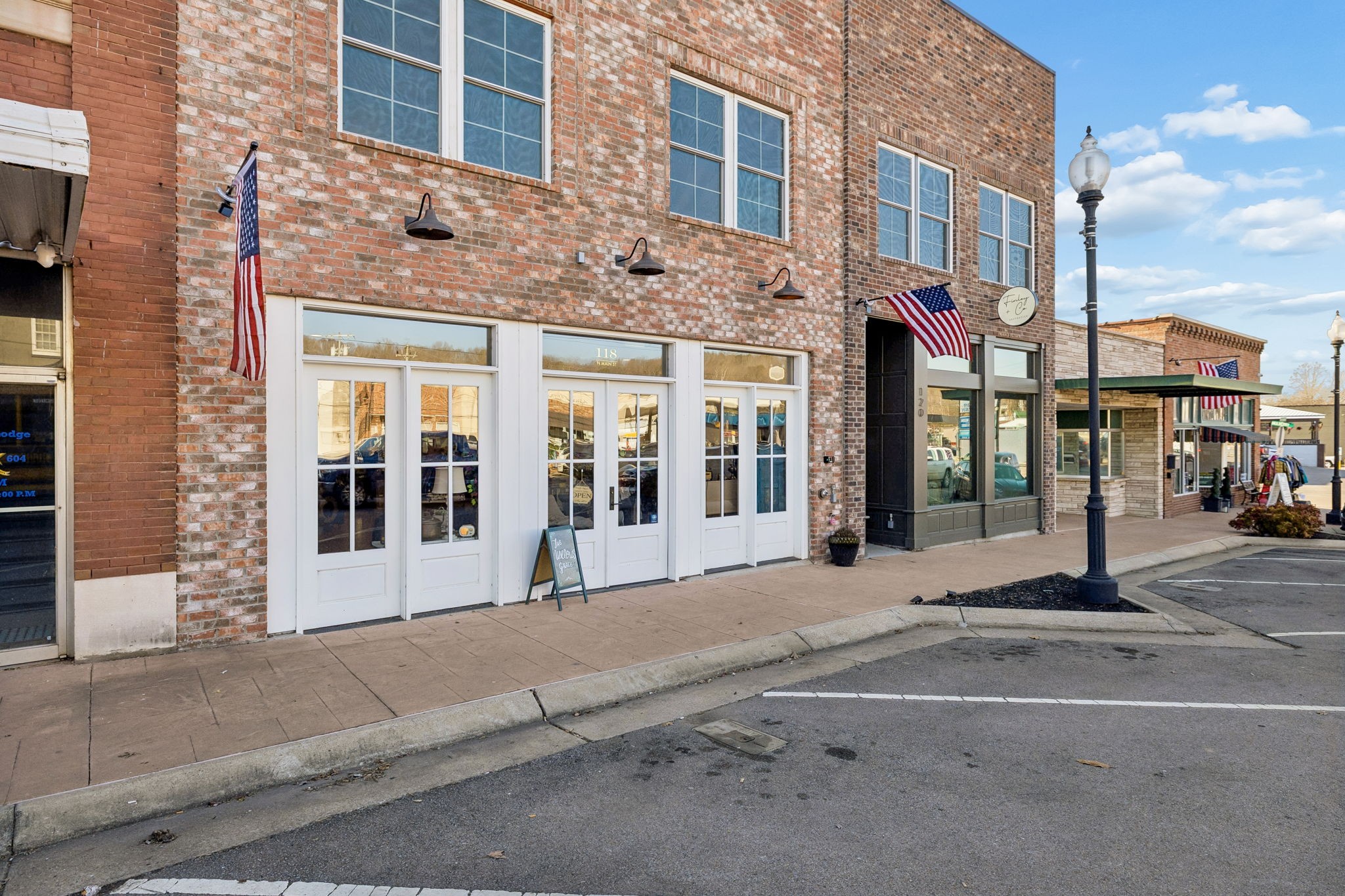 118 N Main Street Ashland City TN 37015