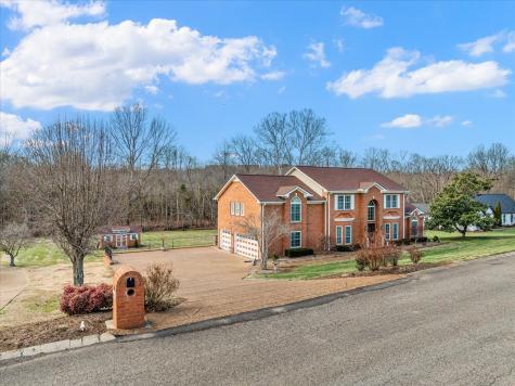 195 The Hollows Court Hendersonville TN 37075