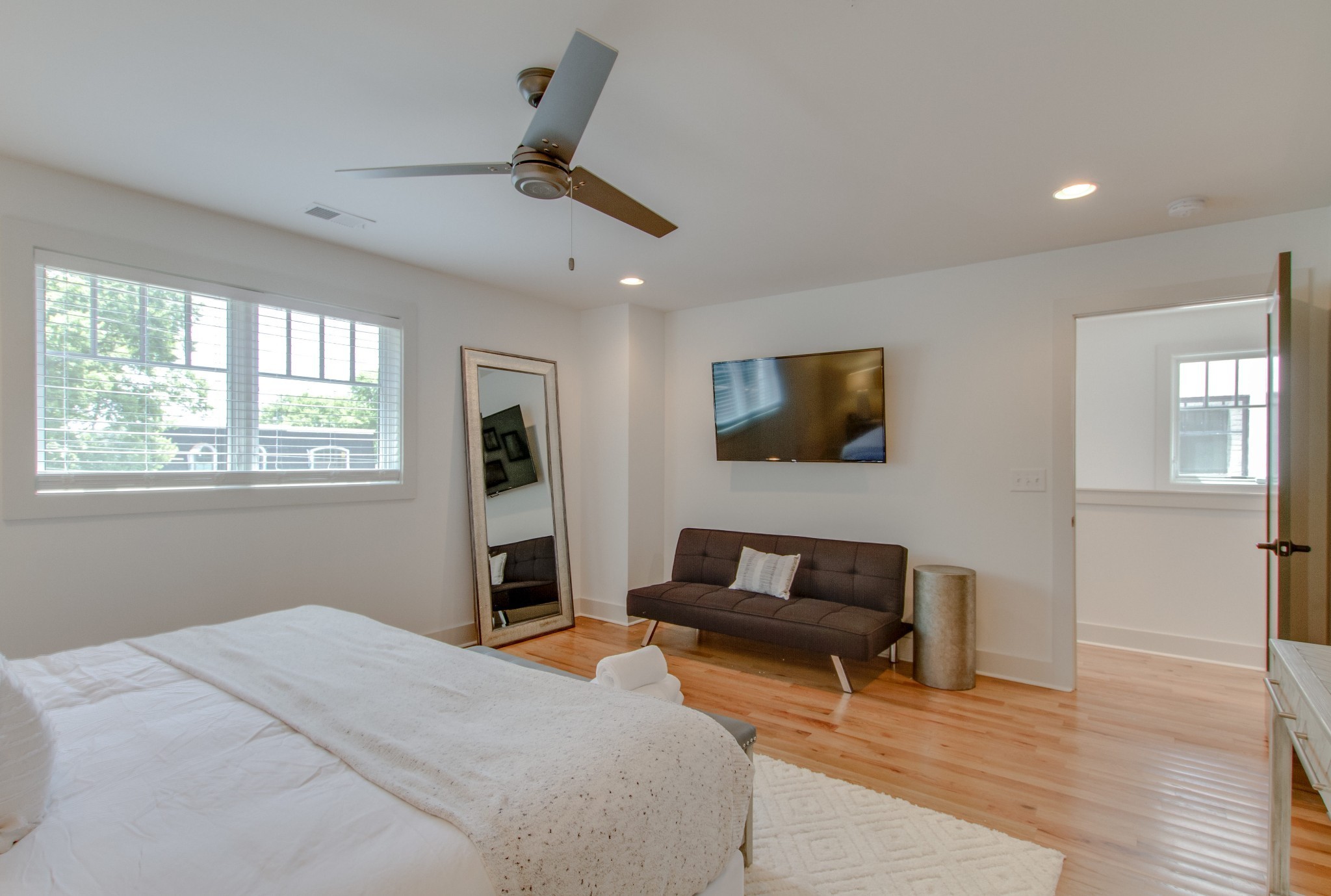 1813 Beech Avenue Nashville TN 37203