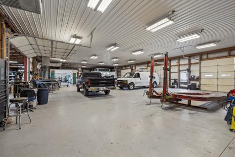 63 Oakdale Road Westmoreland TN 37186