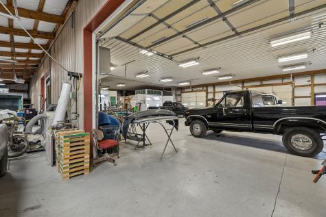 63 Oakdale Road Westmoreland TN 37186
