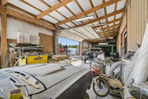 63 Oakdale Road Westmoreland TN 37186