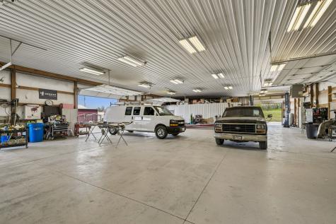 63 Oakdale Road Westmoreland TN 37186