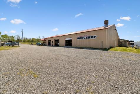 63 Oakdale Road Westmoreland TN 37186