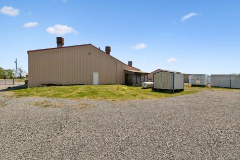 63 Oakdale Road Westmoreland TN 37186