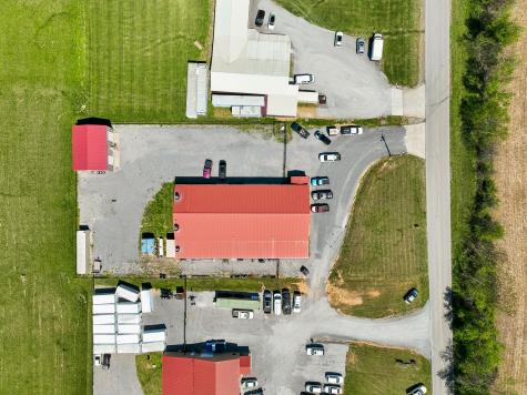 63 Oakdale Road Westmoreland TN 37186