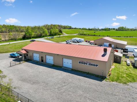 63 Oakdale Road Westmoreland TN 37186