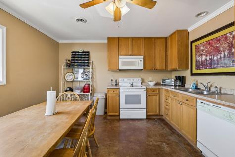 63 Oakdale Road Westmoreland TN 37186