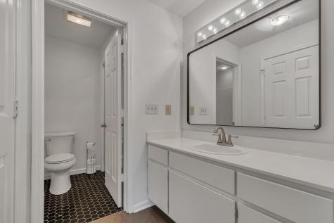230 Hillsboro Place Nashville TN 37215