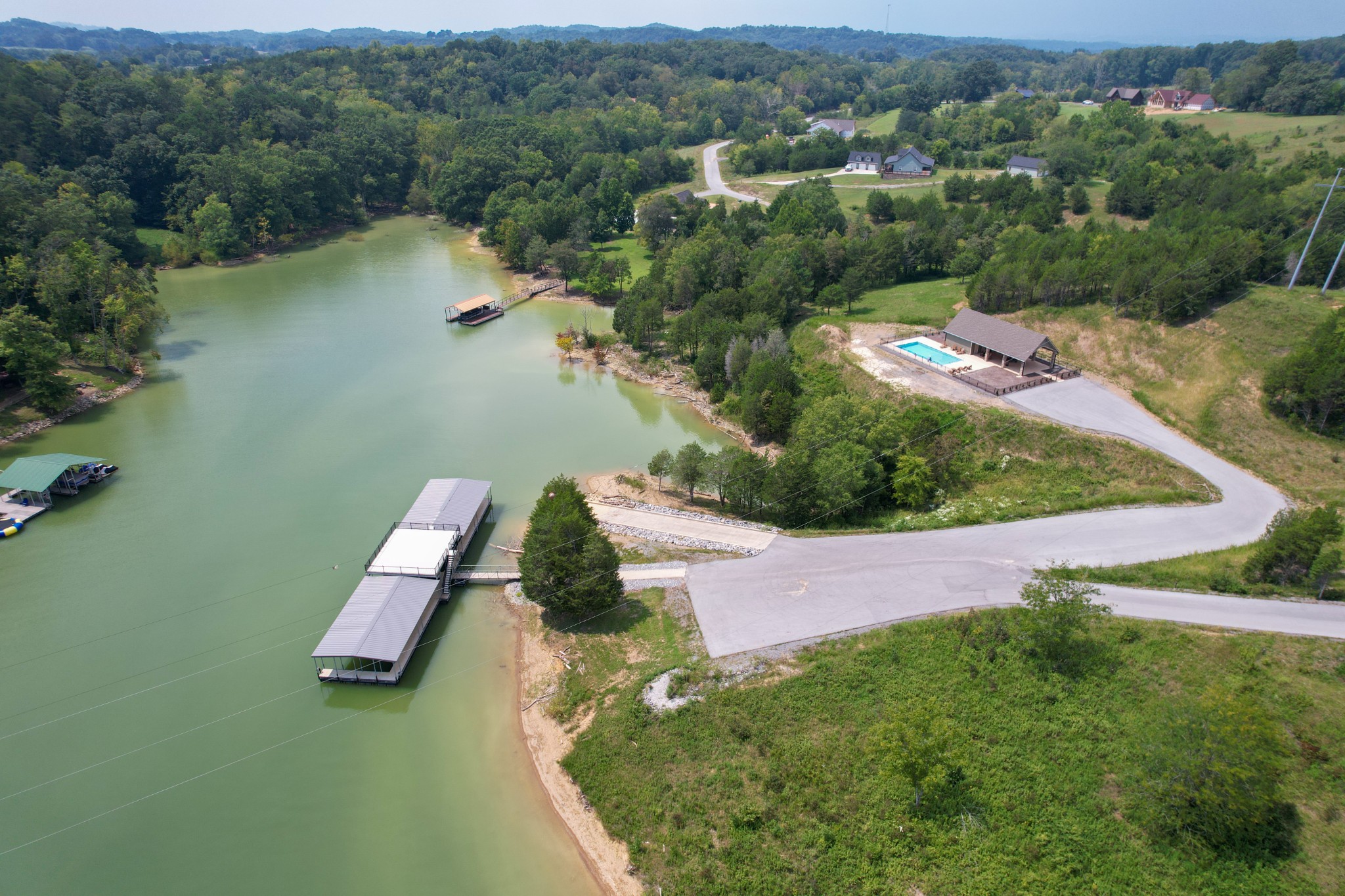 74 Clear Point Dandridge TN 37725