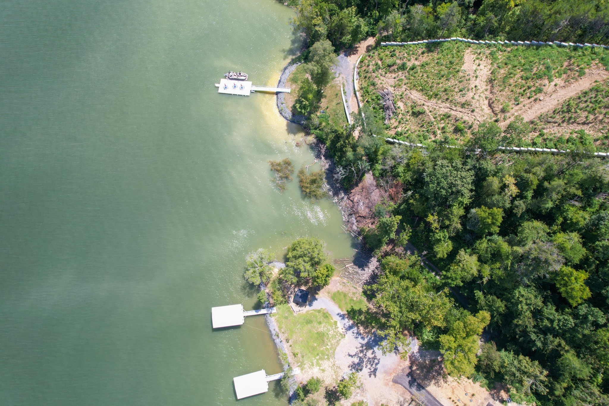 74 Clear Point Dandridge TN 37725