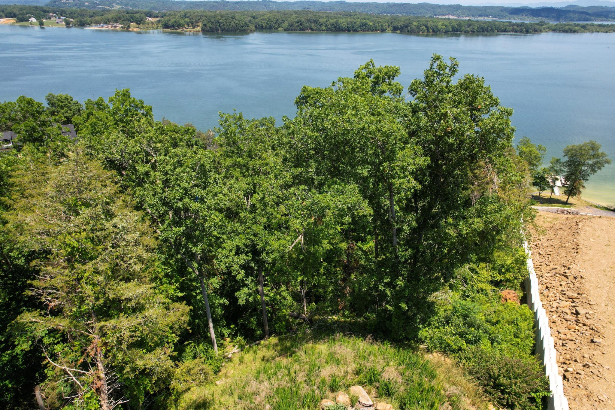 74 Clear Point Dandridge TN 37725
