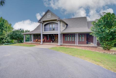 1946 Independence Road Huntingdon TN 38344