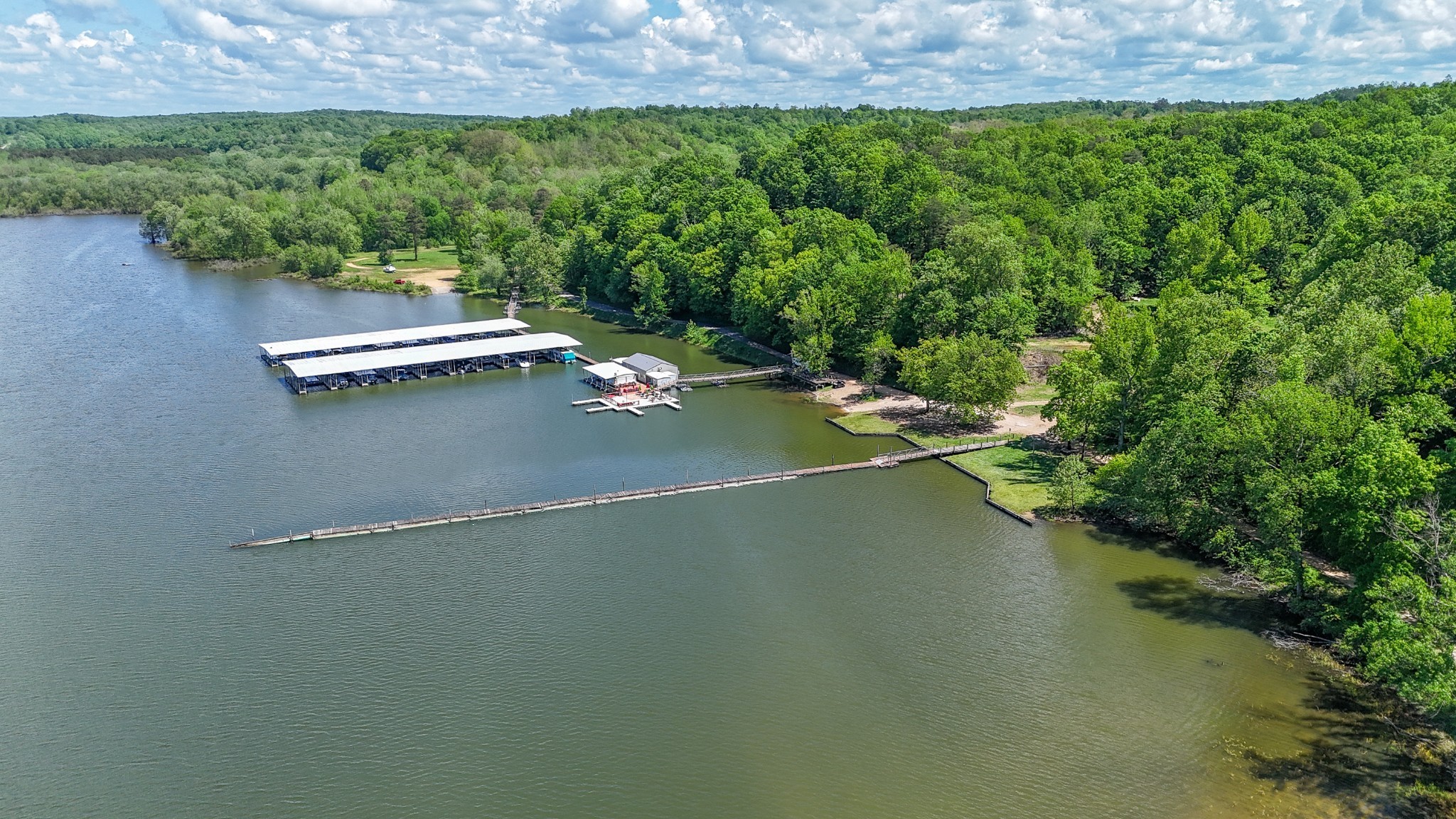 102 Highwater Road Waverly TN 37185