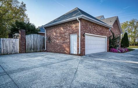 1361 E 10th Street Cookeville TN 38501