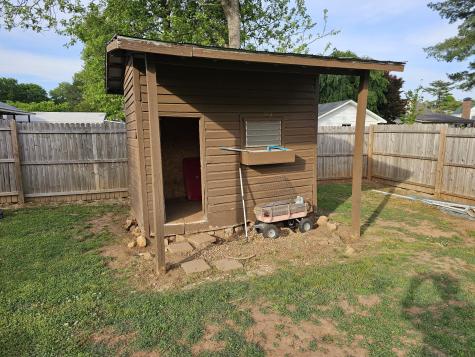 106 Willow St, N Cowan TN 37318