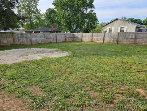 106 Willow St, N Cowan TN 37318