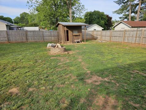 106 Willow St, N Cowan TN 37318
