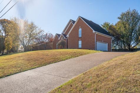 916 Gailynn Marie Drive Mount Juliet TN 37122