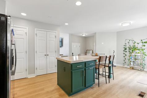 2048 Harvest Lane Nashville TN 37218