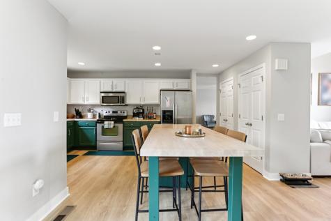 2048 Harvest Lane Nashville TN 37218