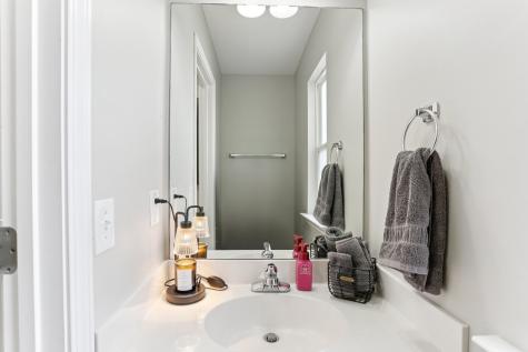 2048 Harvest Lane Nashville TN 37218