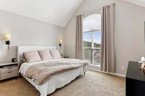 2048 Harvest Lane Nashville TN 37218