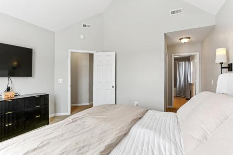 2048 Harvest Lane Nashville TN 37218