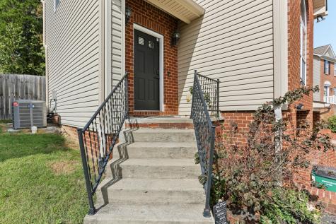2048 Harvest Lane Nashville TN 37218