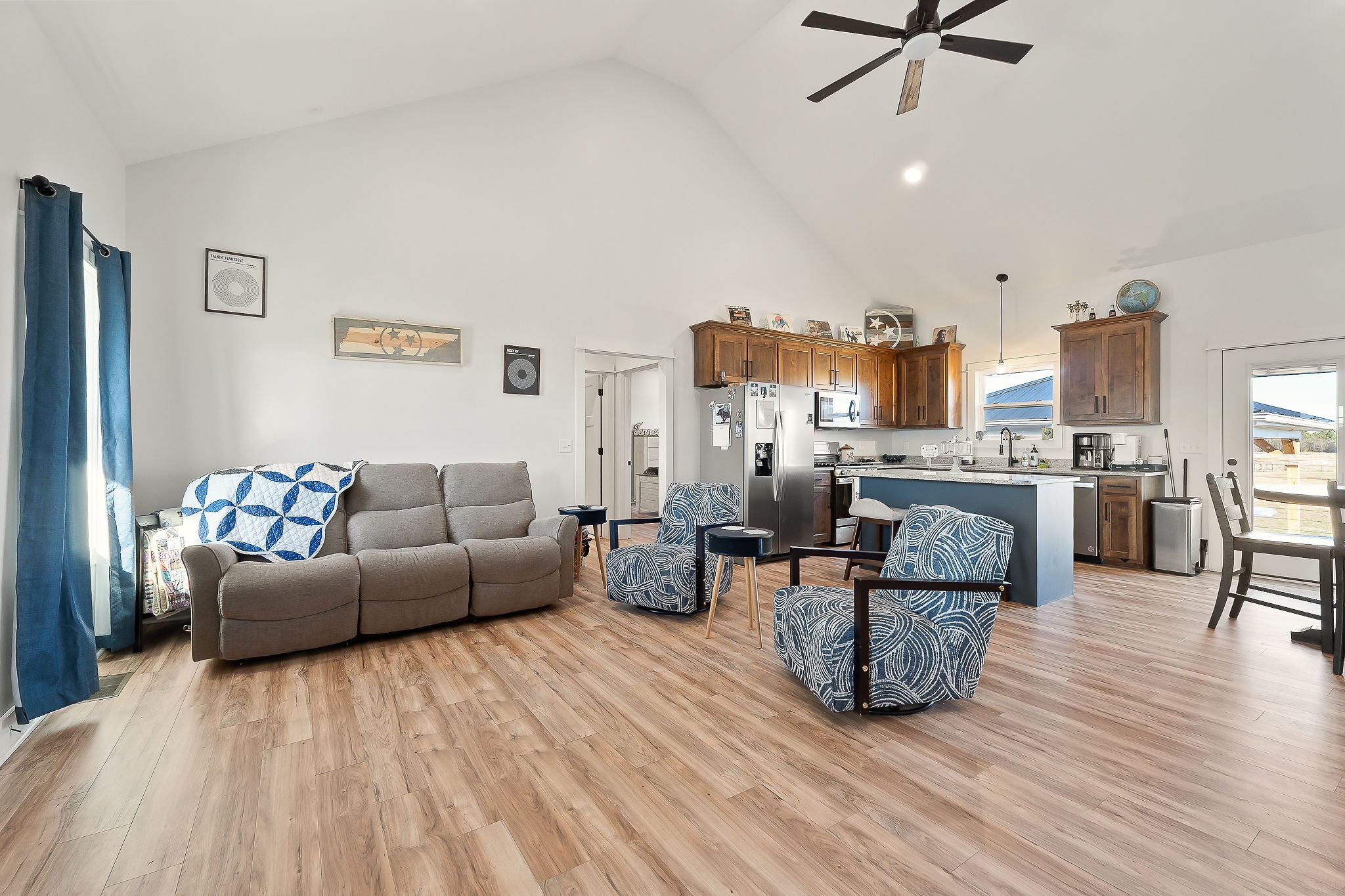 102 Castle Street Mcminnville TN 37110