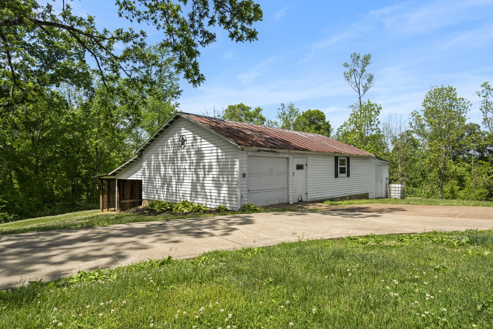 444 Cooley Road Waverly TN 37185