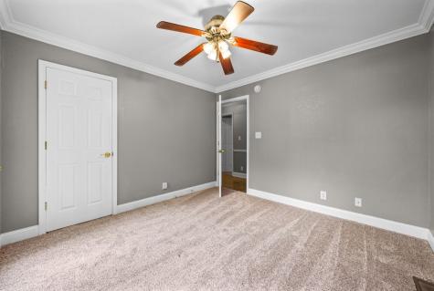 151 Rose Drive Dover TN 37058