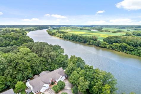 151 Rose Drive Dover TN 37058