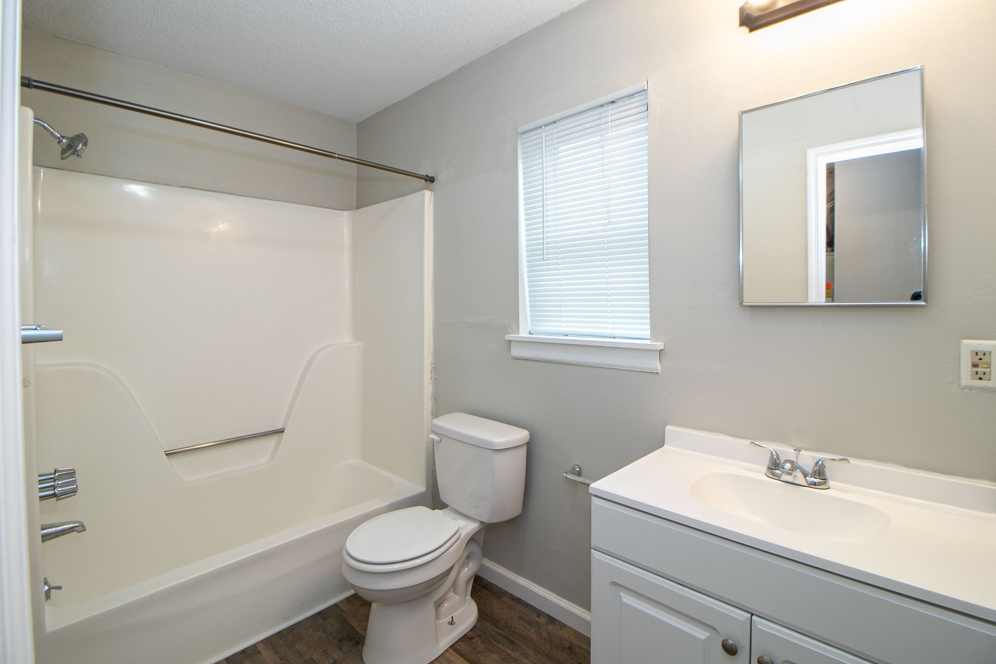 404 Thompsonville Lane #14 Oak Grove KY 42262