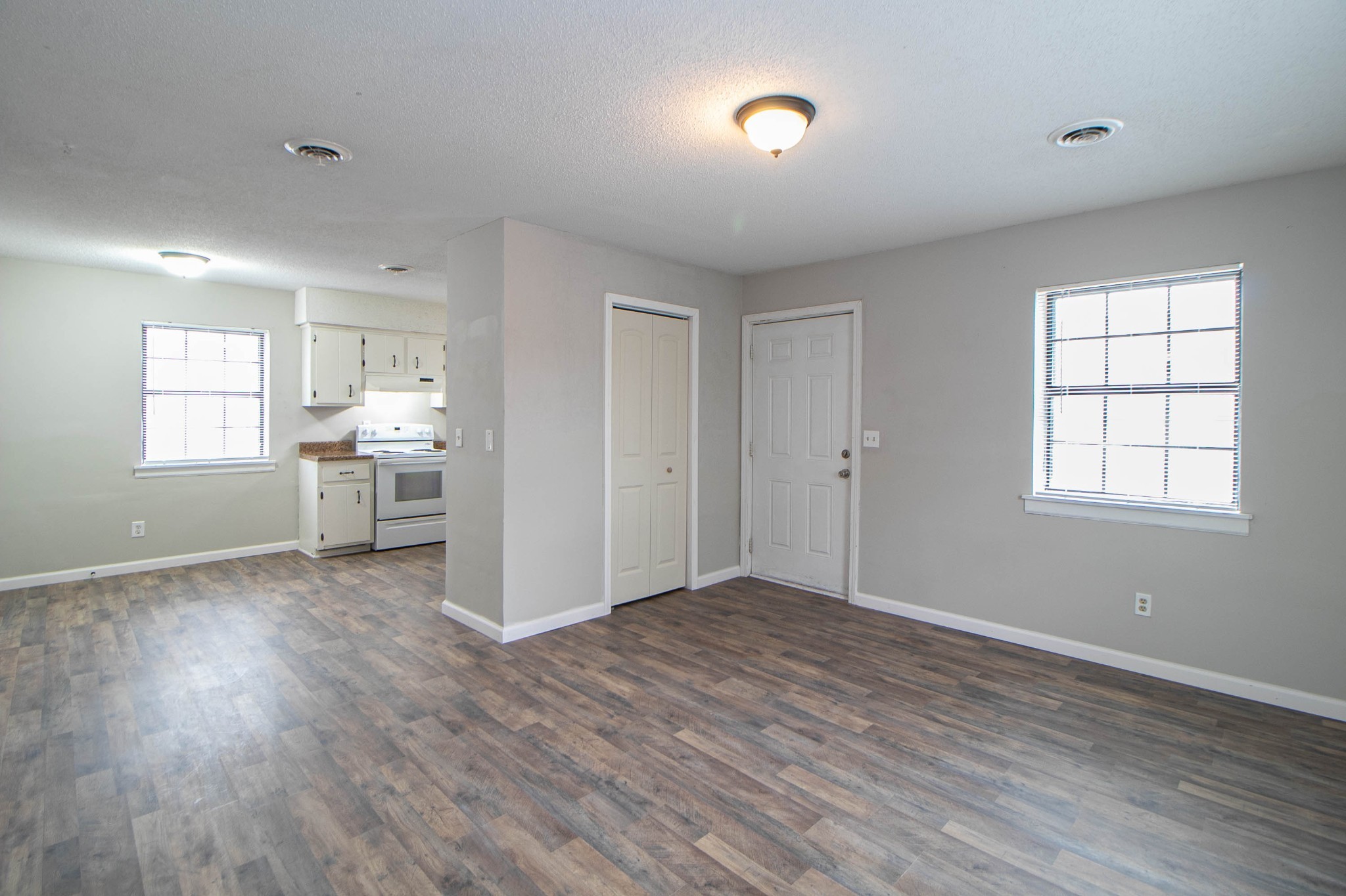 404 Thompsonville Lane #14 Oak Grove KY 42262